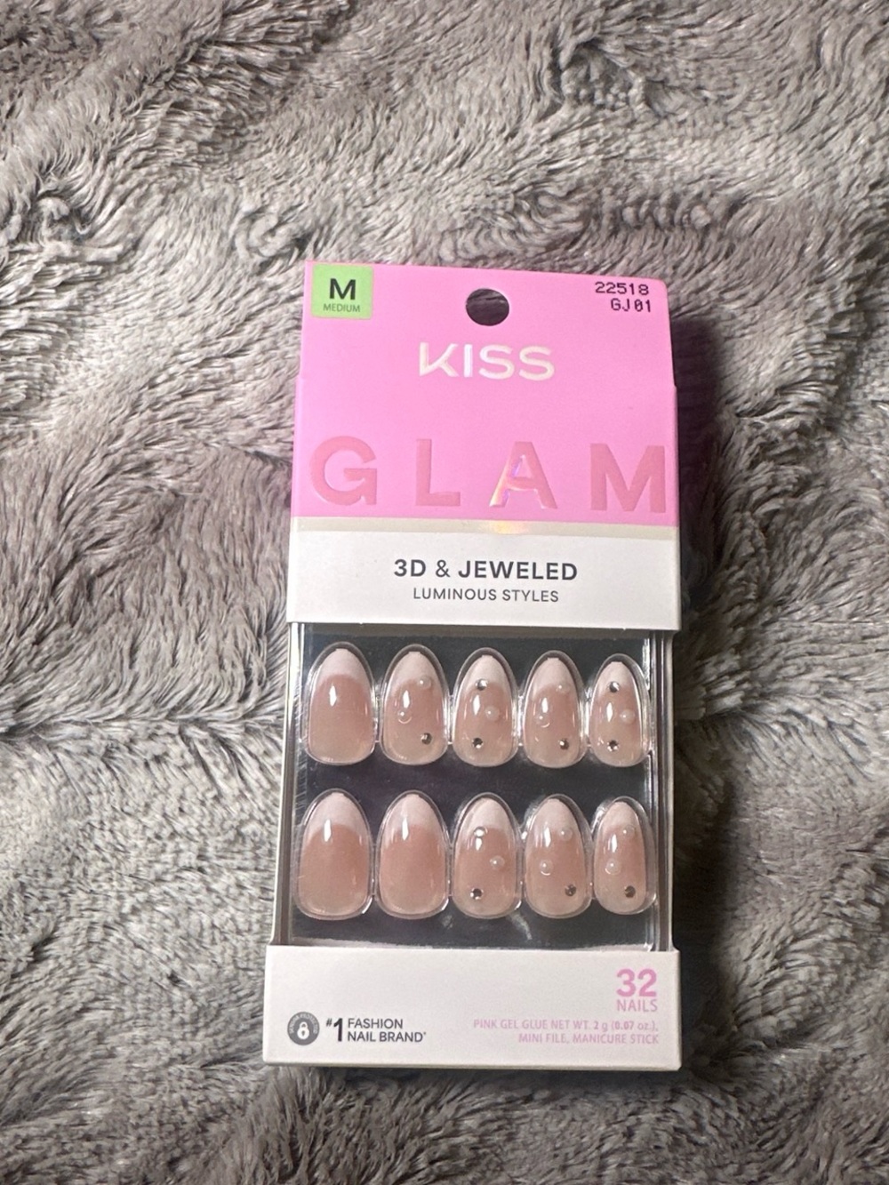 BRAND NEW Kiss Glam 3D & Jeweled Luminous Styles glue press-on nails set